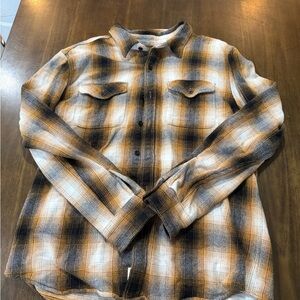 American Eagle Outfitters Classic Fit Plaid Shirt